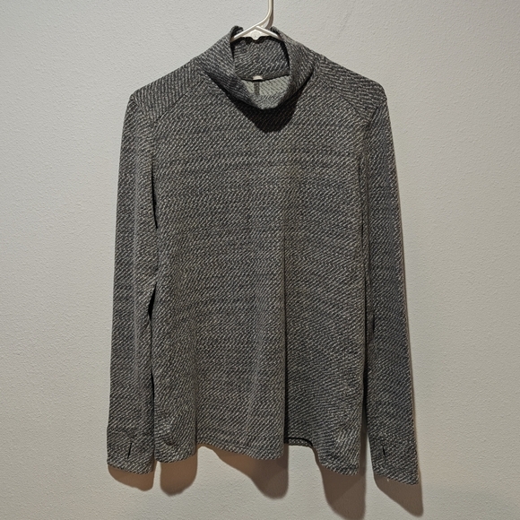 Lululemon Ready To Ruru Turtle Neck Shirt Size 8 Heathered Herringbone - Picture 2 of 5